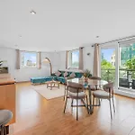 Riverside Balcony Apartments, 10 Minutes From Oxford Circus